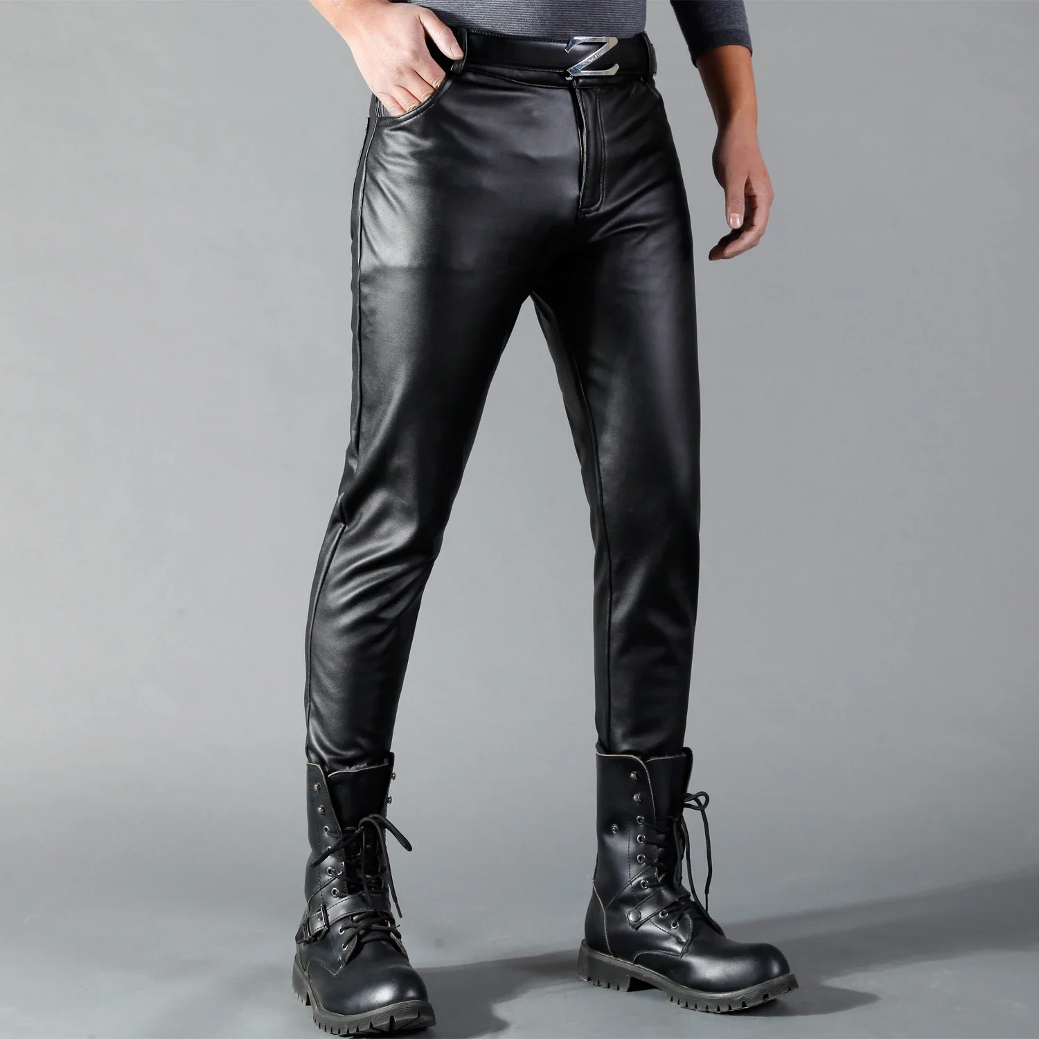 Pantaloni in pelle da uomo Ski - Men Fashion Rave recensione e prezzo