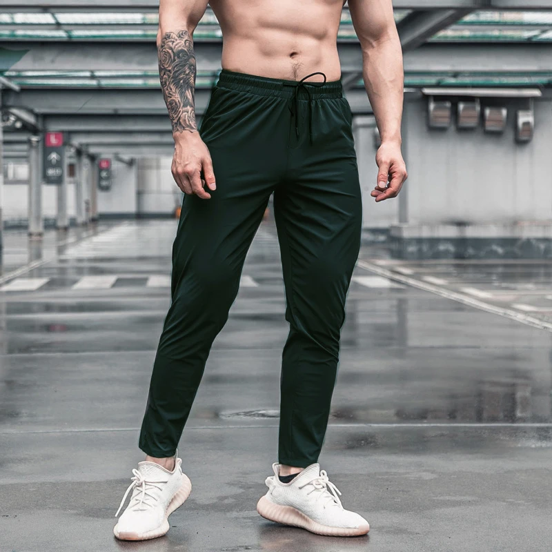 Pantaloni sportivi da uomo con - Jogger Sweatpants Men recensione e prezzo